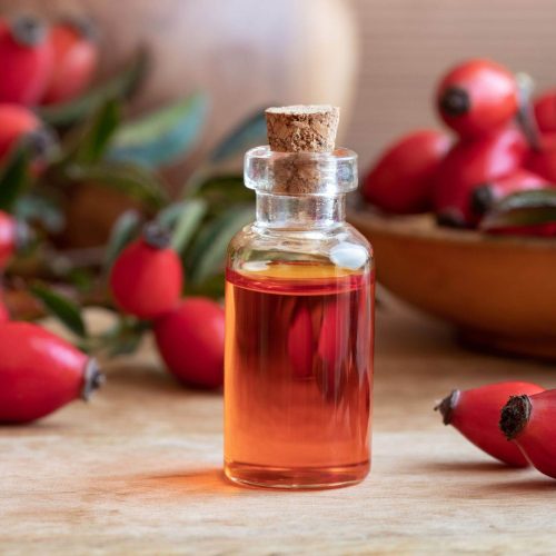 rosehip-oil-scaled